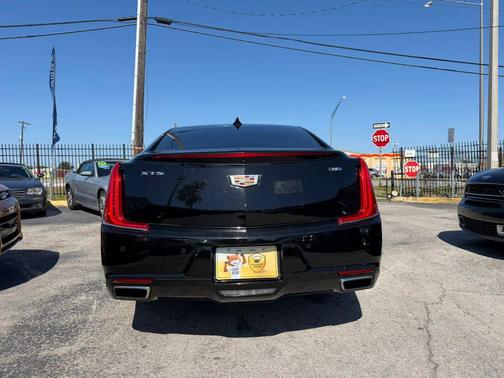 Black 2018 Cadillac XTS Luxury