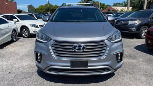 2017 Hyundai SANTA FE SE