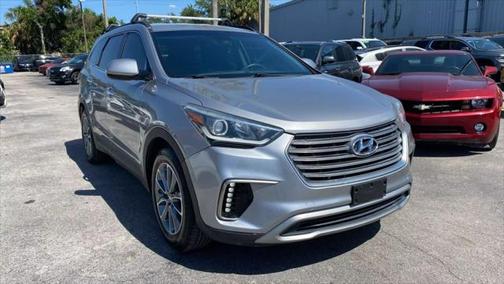 2017 Hyundai SANTA FE SE