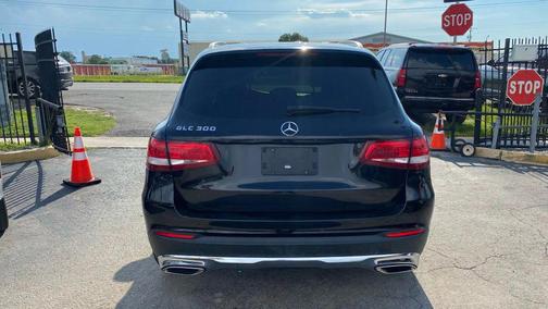 2016 Mercedes-Benz GLC 300 Base