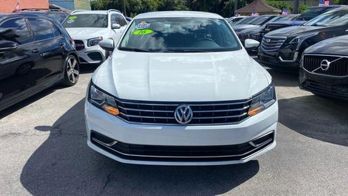 2016 Volkswagen Passat 1.8T S