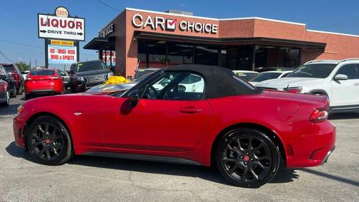 2018 FIAT 124 Spider Base