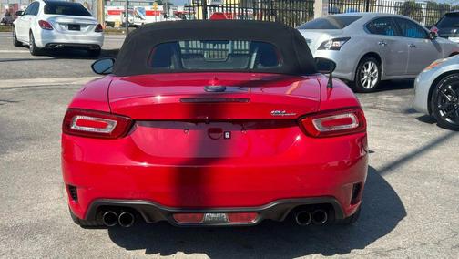 2018 FIAT 124 Spider Base