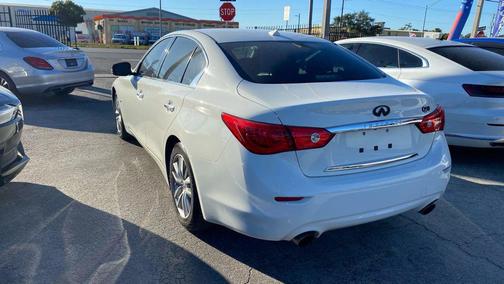 2017 INFINITI Q50 Base