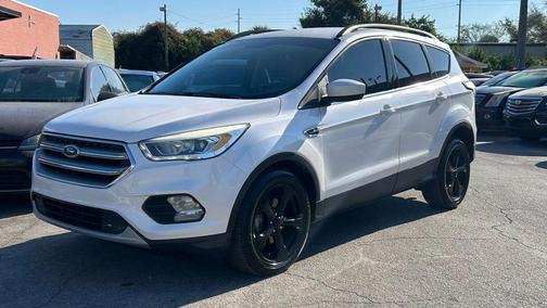 2017 Ford Escape SE