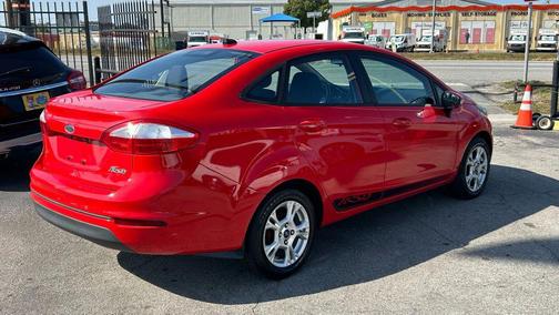 2015 Ford Fiesta SE
