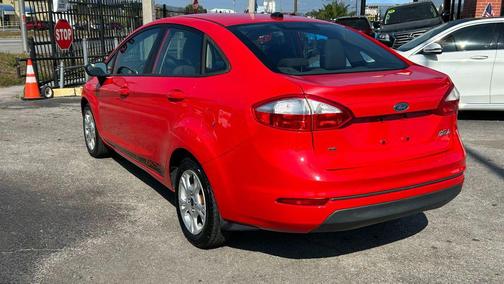 2015 Ford Fiesta SE
