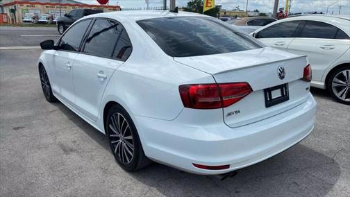 2015 Volkswagen Jetta 1.8T Sport