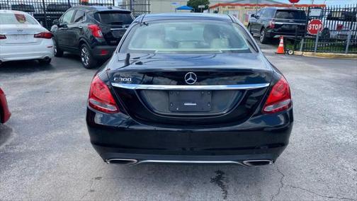 2015 Mercedes-Benz C-Class Sport