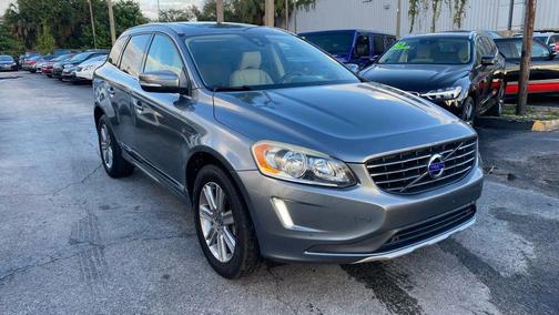 2016 Volvo XC60 T5 Drive-E Premier
