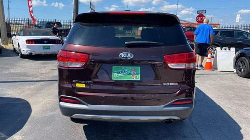 2016 Kia Sorento EX