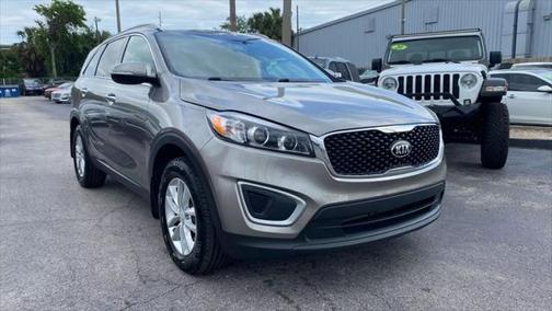 2017 Kia Sorento LX