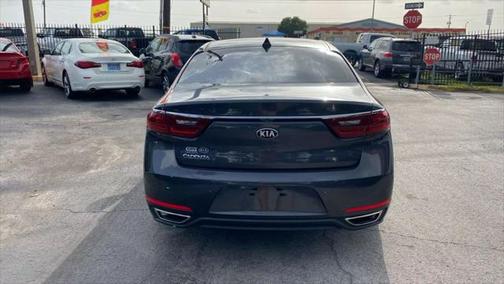 2017 Kia Cadenza Premium