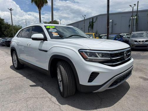 White 2023 Volkswagen Atlas Cross Sport 3.6L V6 SE w/Technology