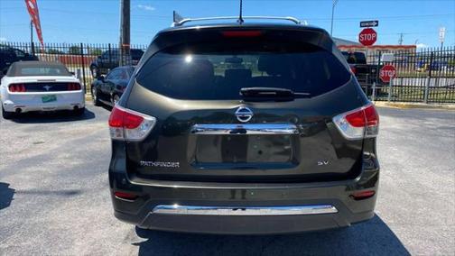 2015 Nissan Pathfinder SV