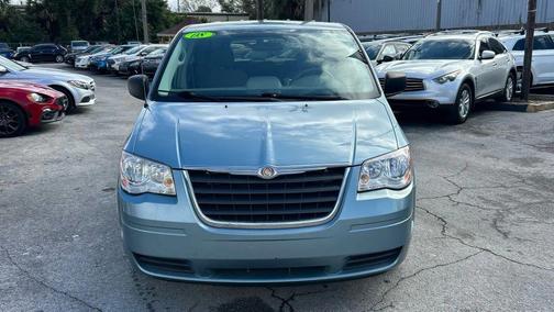 2008 Chrysler Town & Country LX