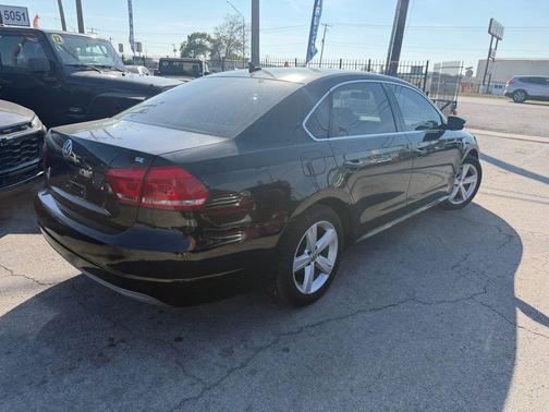 2013 Volkswagen Passat 2.5 SE