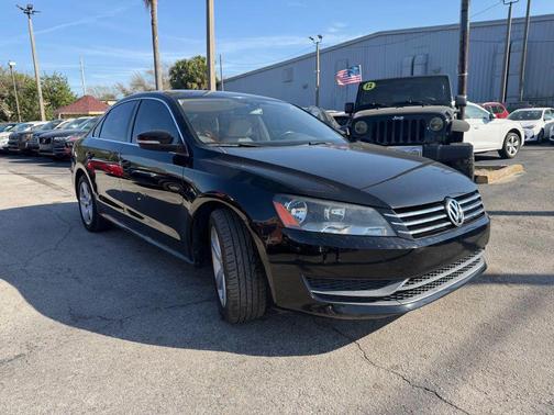 2013 Volkswagen Passat 2.5 SE