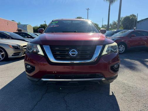 2018 Nissan Pathfinder SV