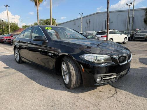 2015 BMW 528 528i Sedan 4D