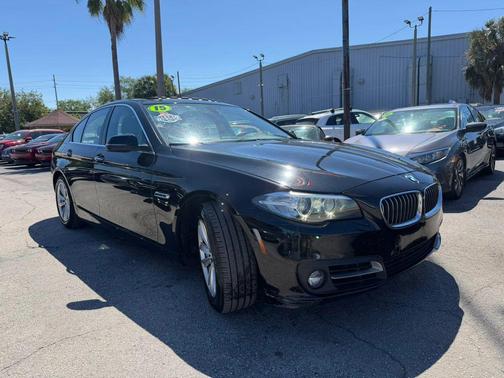 2015 BMW 528 528i Sedan 4D