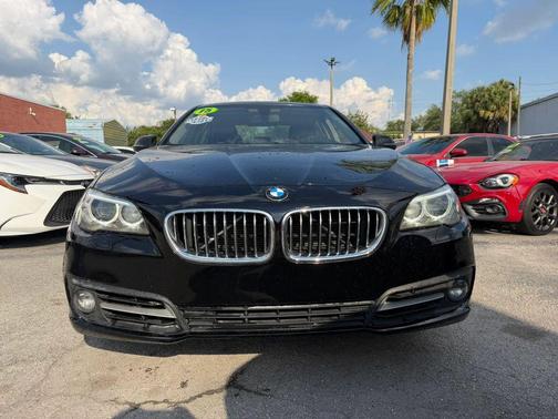 2015 BMW 528 528i Sedan 4D