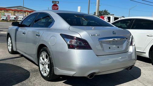 2014 Nissan Maxima S