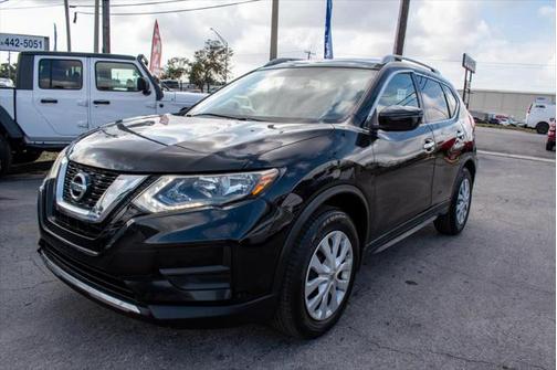 2017 Nissan Rogue S