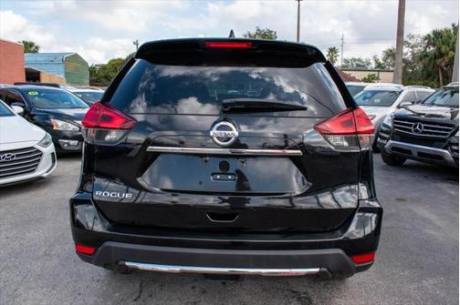 2017 Nissan Rogue S