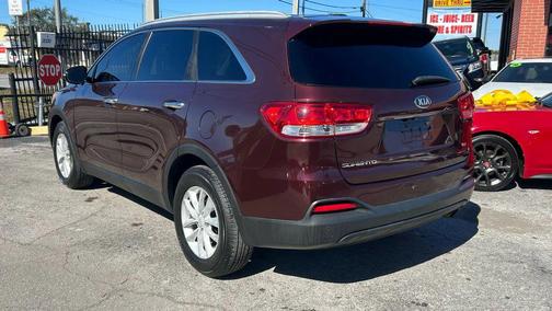 2018 Kia Sorento LX