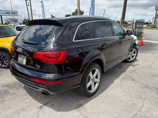 2015 Audi Q7 3.0T S line Prestige