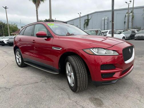 2017 Jaguar F-PACE 35t Premium