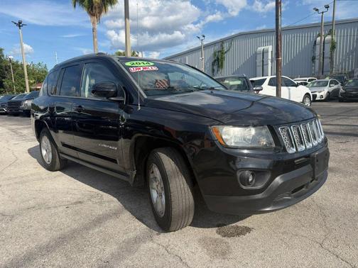 Black Clearcoat 2014 Jeep Compass Latitude