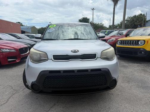 Silver 2015 Kia Soul +