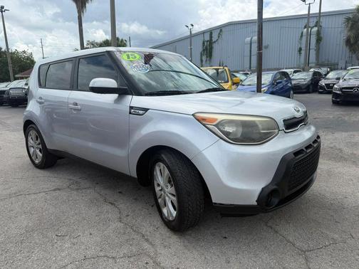 Silver 2015 Kia Soul +