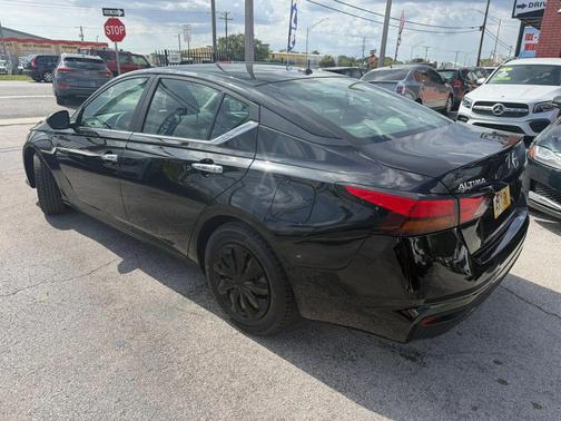 2020 Nissan Altima S FWD
