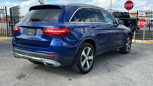 2017 Mercedes-Benz GLC 300 Base