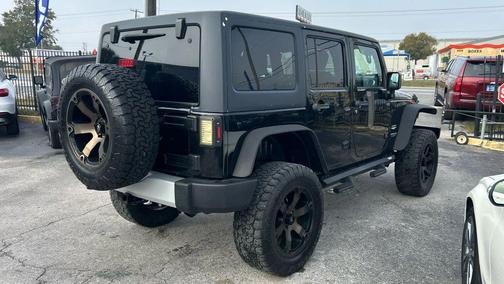 2012 Jeep Wrangler Unlimited Sahara