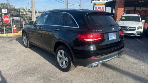 Black 2018 Mercedes-Benz GLC 300 Base