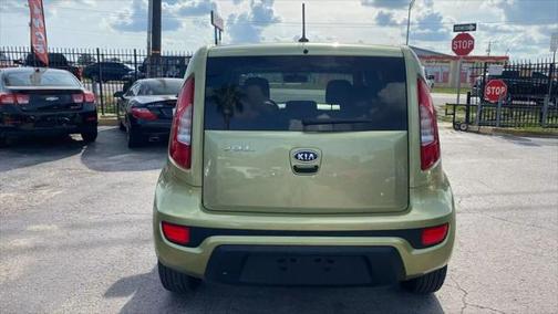 2012 Kia Soul +