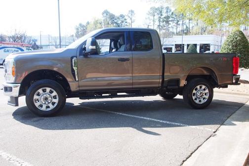 2023 Ford F-250 XLT