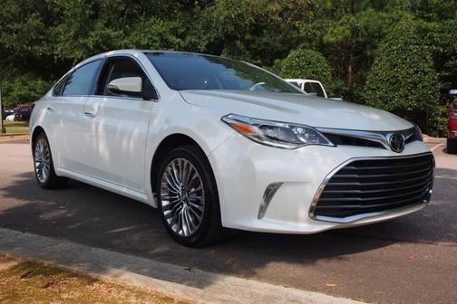 2018 Toyota Avalon LIMITED