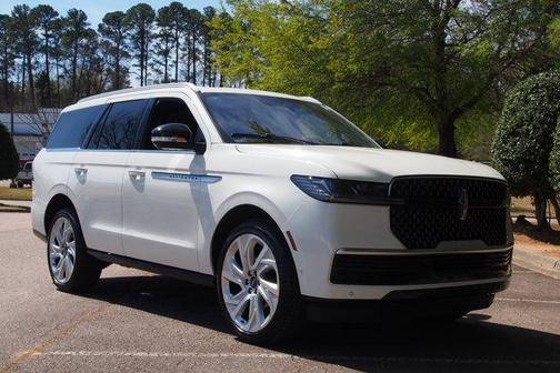 2025 Lincoln Navigator Reserve