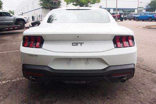 Oxford White 2026 Ford Mustang GT
