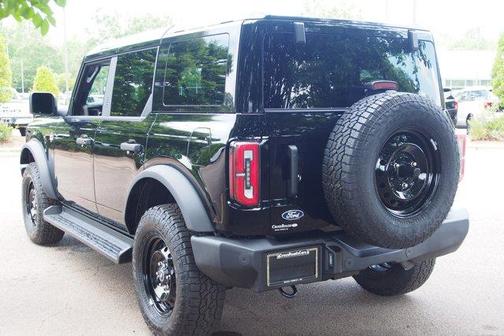 Shadow Black 2026 Ford Bronco Outer Banks