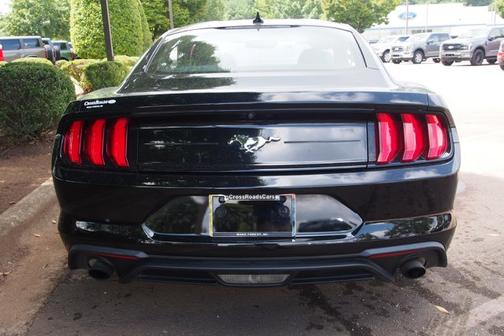 2022 Ford Mustang ECOBOOST
