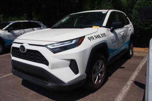 Ice 2024 Toyota RAV4 LE