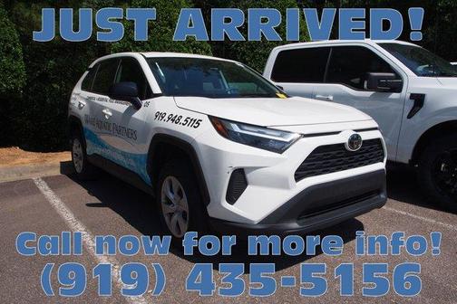 Ice 2024 Toyota RAV4 LE