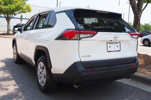 Ice 2024 Toyota RAV4 LE