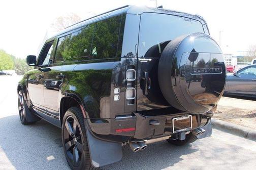 Santorini Black 2024 Land Rover Defender P525 V8